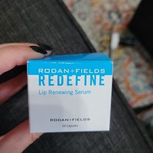 Rodan and Fields lip renewing serum